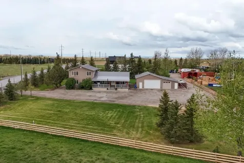 222076 Township Road 92 Coalhurst AB T0L 0V0