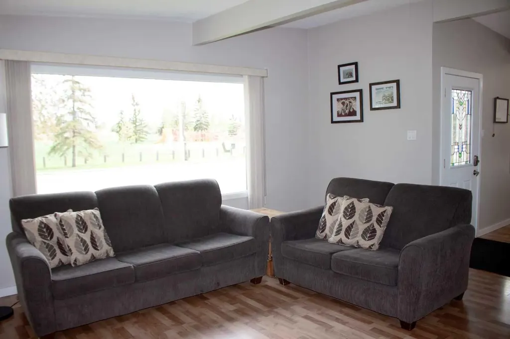 11316 102b Street Grande Prairie AB T8V 2Y2