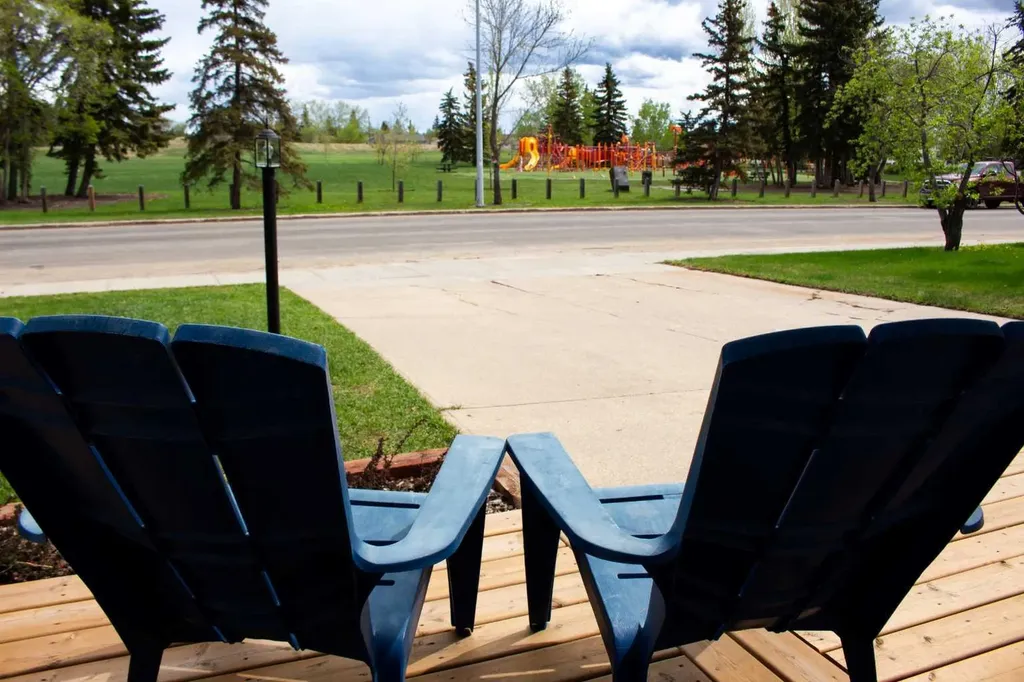 11316 102b Street Grande Prairie AB T8V 2Y2