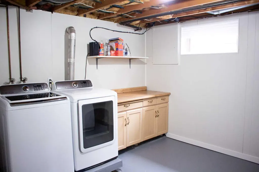 11316 102b Street Grande Prairie AB T8V 2Y2