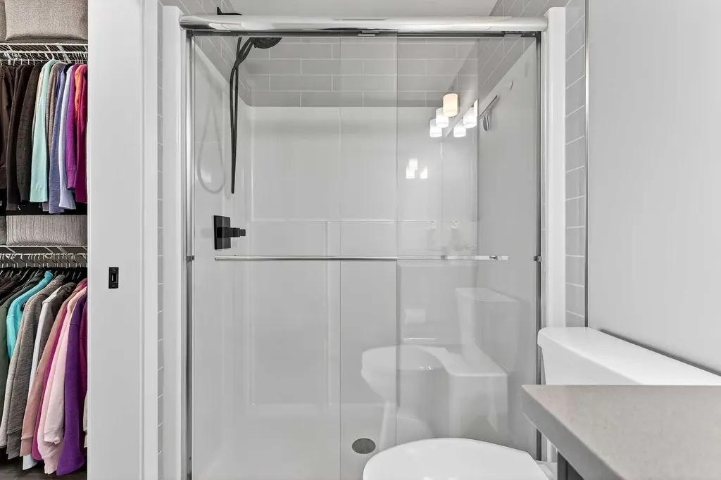 150 Shawnee Square SW Calgary AB T2Y 0T6