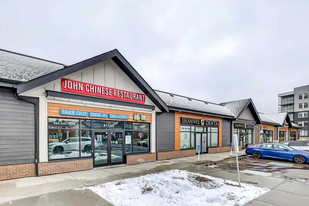 150 Shawnee Square SW Calgary AB T2Y 0T6