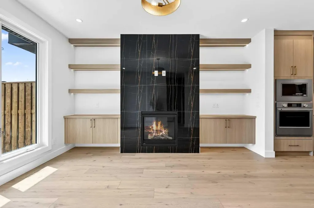 8517 48 Avenue NW Calgary AB T3B 2B1