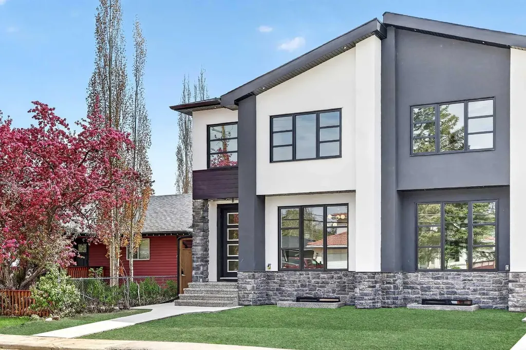 8517 48 Avenue NW Calgary AB T3B 2B1