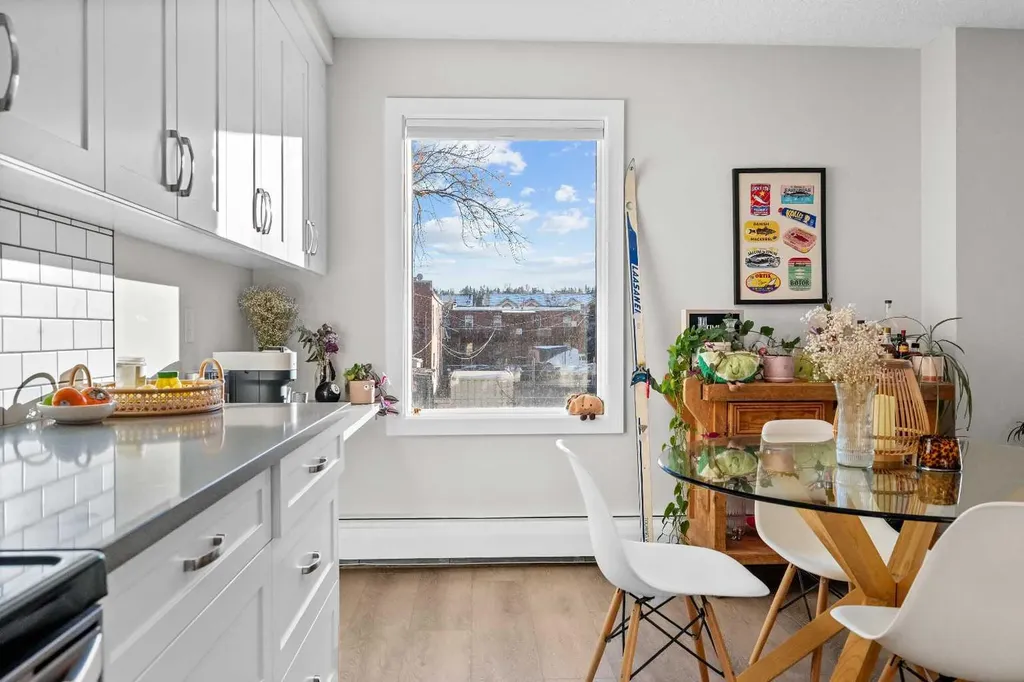 1208 14 Avenue SW Calgary AB T3C 0V9