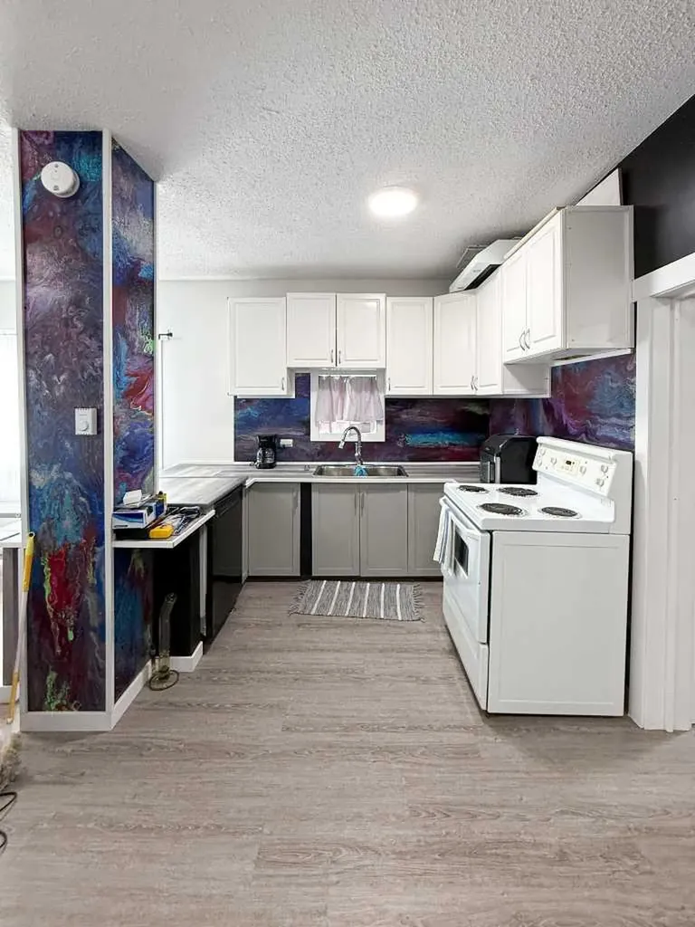 2031 18 Avenue Bowden AB T0M 0K0