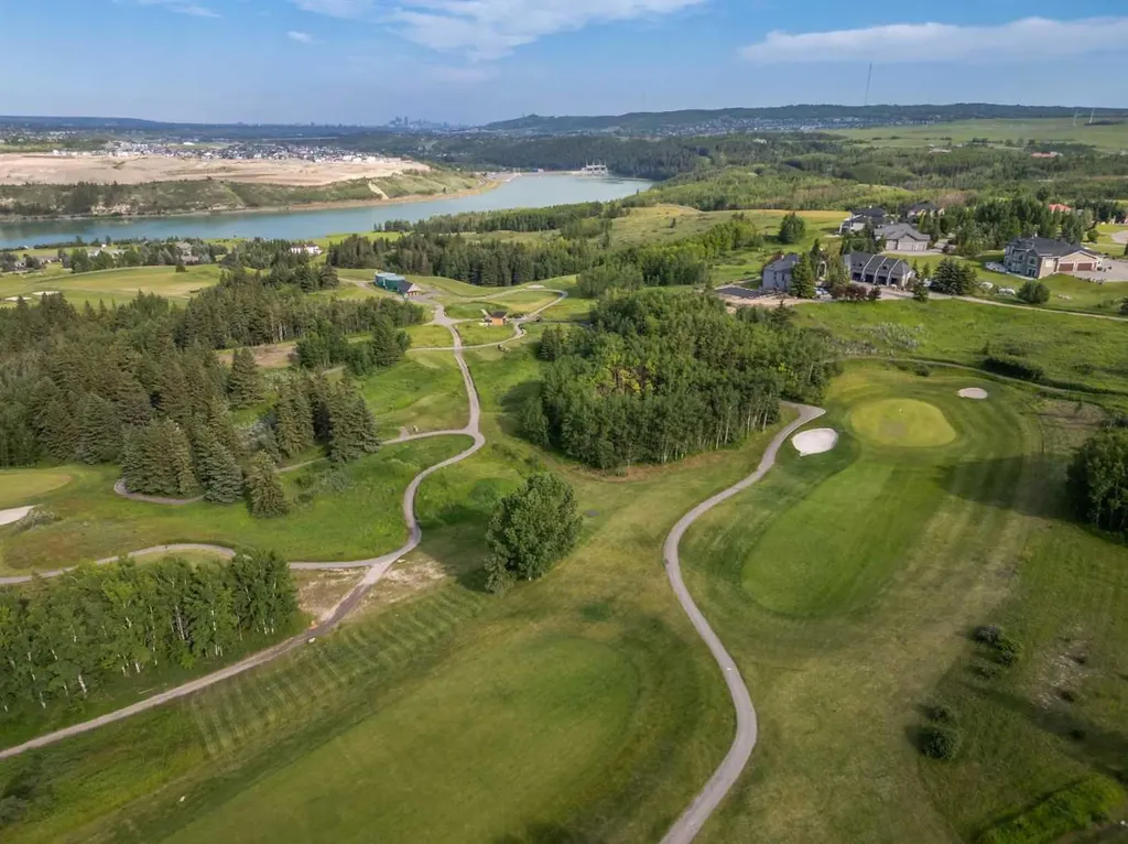87 Lynx Lane Rural Rocky View County AB T3Z 1B8