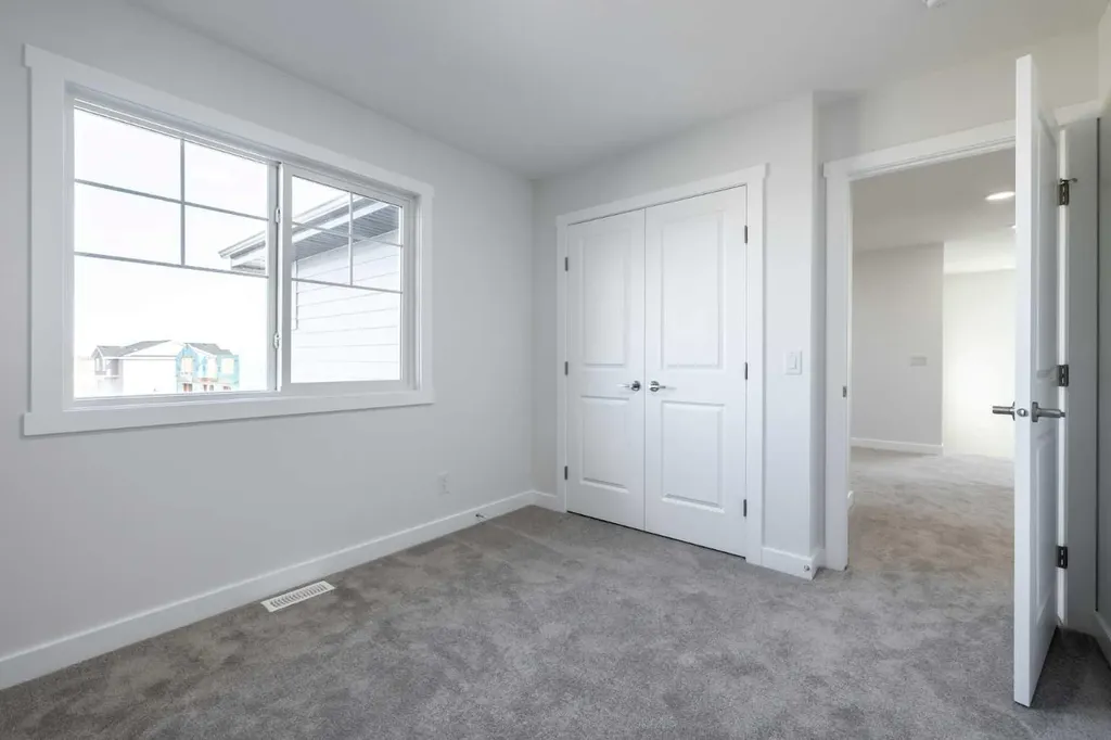 67 Amber View Balzac AB T4B 5T7