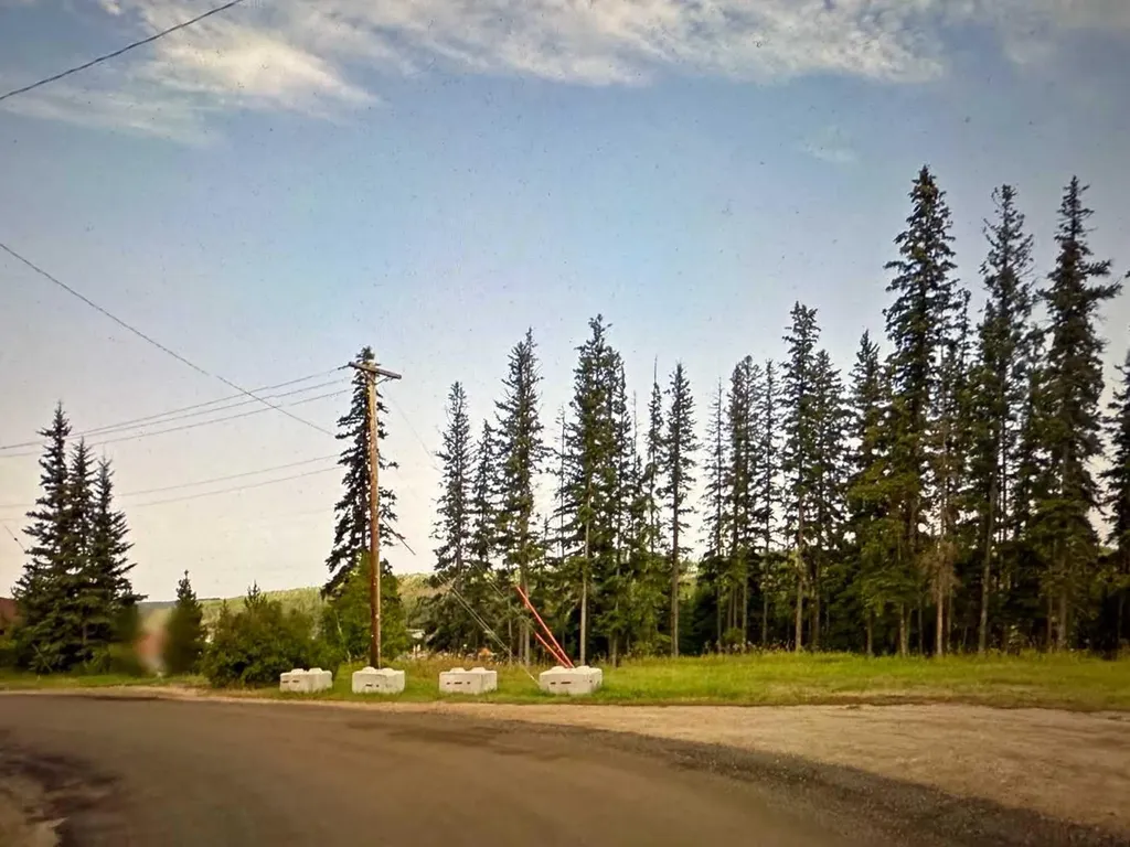 4701 49 Avenue Athabasca AB T9S 1R3