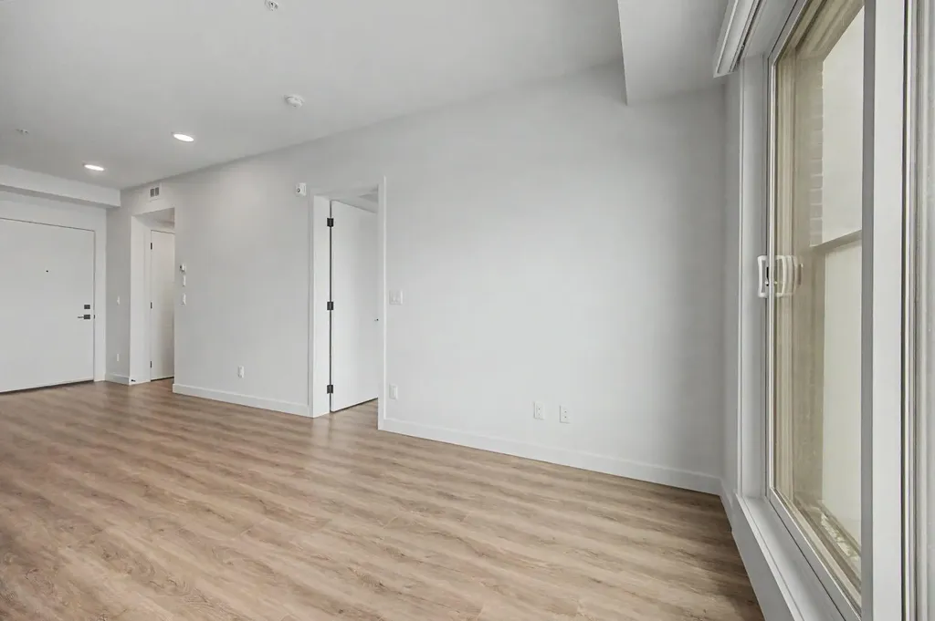 3107 Warren Street Calgary AB T3B 0M2