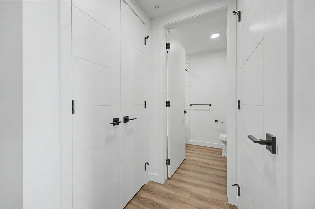 3107 Warren Street Calgary AB T3B 0M2