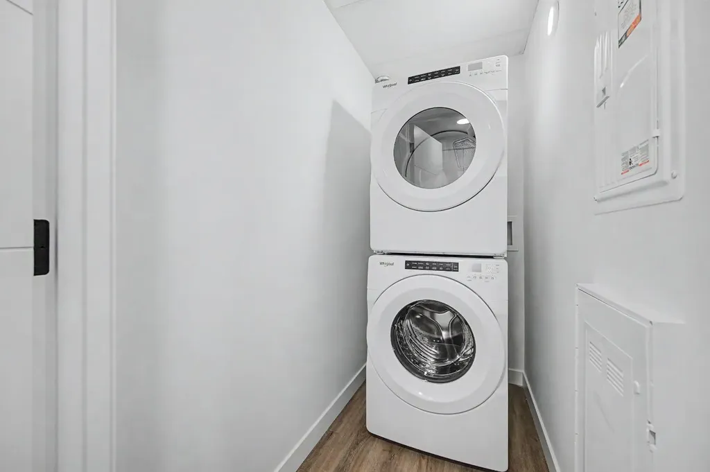 3107 Warren Street Calgary AB T3B 0M2