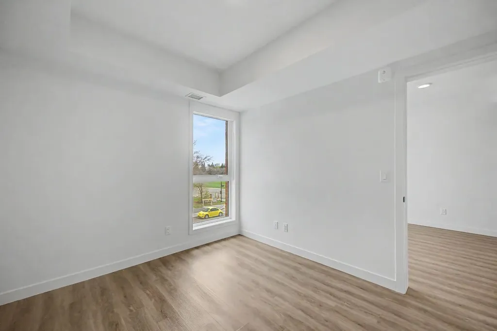 3107 Warren Street Calgary AB T3B 0M2