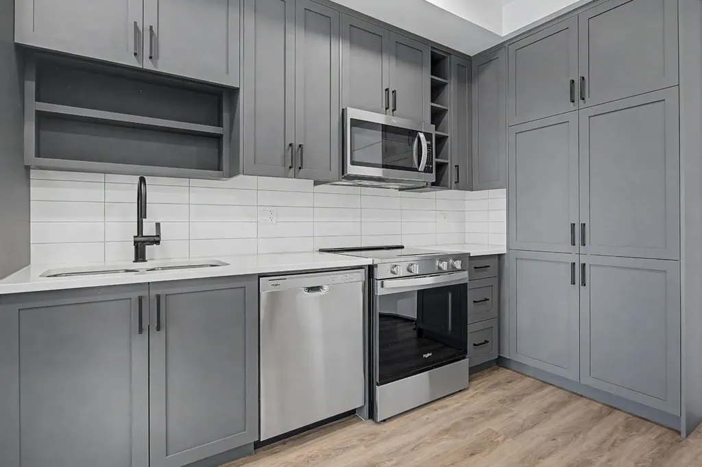 3107 Warren Street Calgary AB T3B 0M2