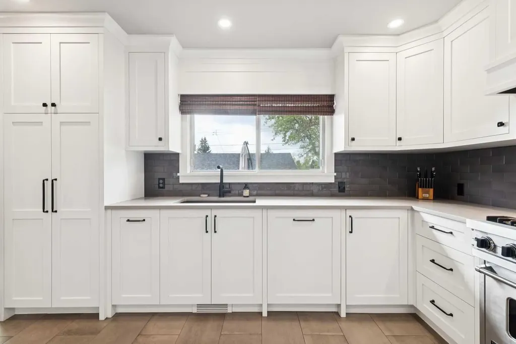 162 Fyffe Road SE Calgary AB T2H 1C2