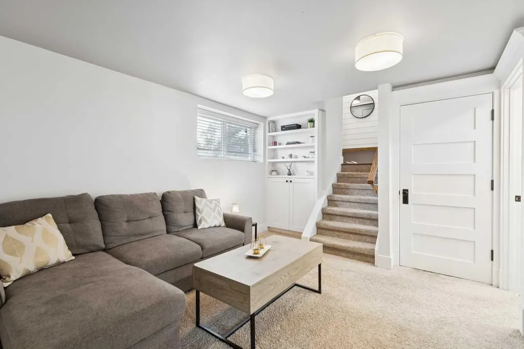 162 Fyffe Road SE Calgary AB T2H 1C2