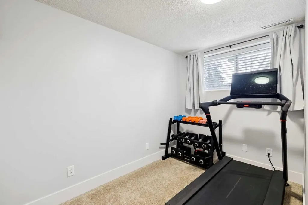 162 Fyffe Road SE Calgary AB T2H 1C2