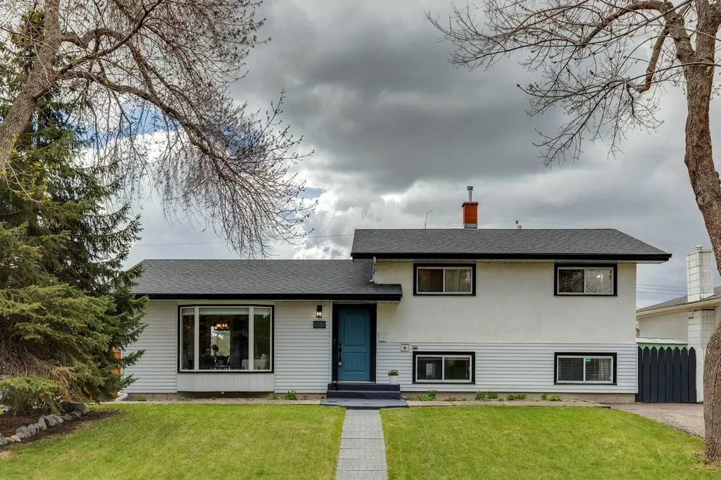 162 Fyffe Road SE Calgary AB T2H 1C2
