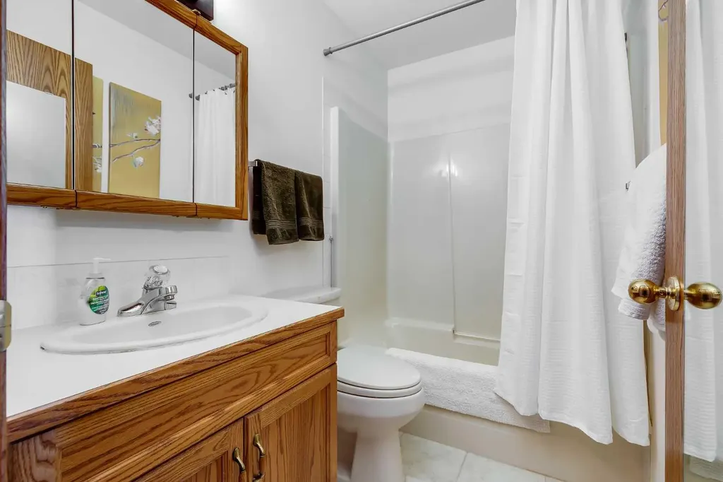 4118 Silverpark Estates Close Olds AB T4H 1B4