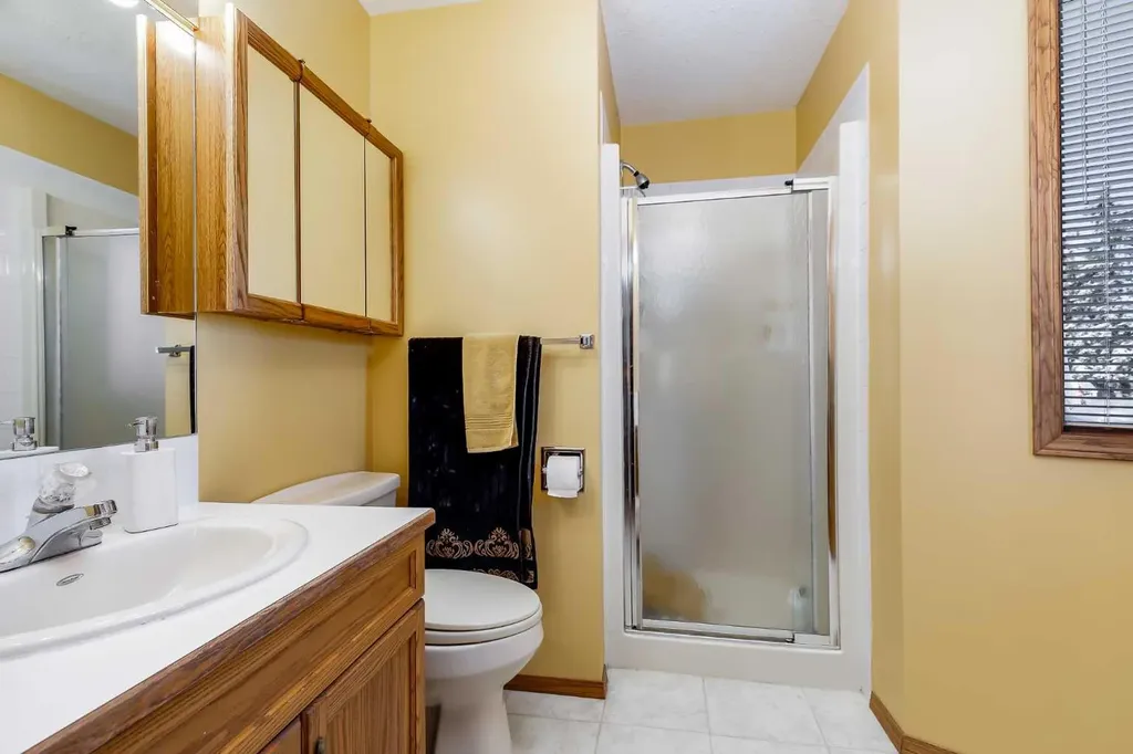 4118 Silverpark Estates Close Olds AB T4H 1B4