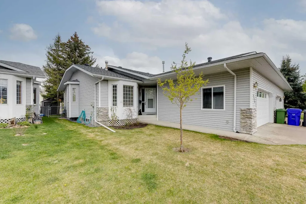 4118 Silverpark Estates Close Olds AB T4H 1B4