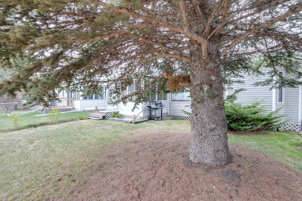 4118 Silverpark Estates Close Olds AB T4H 1B4