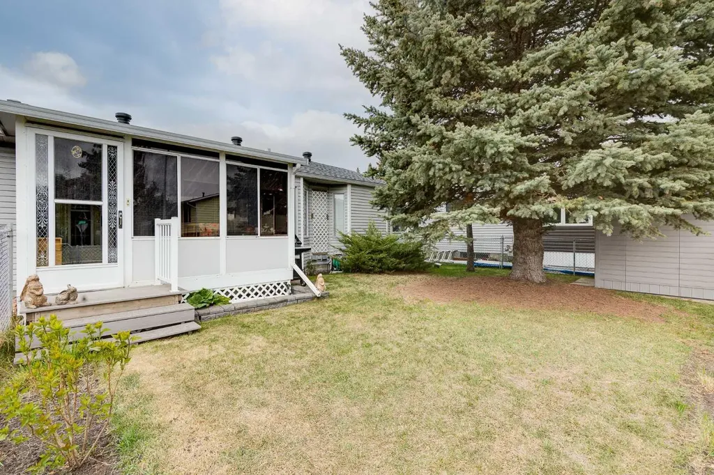 4118 Silverpark Estates Close Olds AB T4H 1B4
