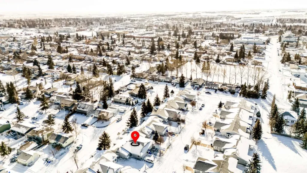 4118 Silverpark Estates Close Olds AB T4H 1B4
