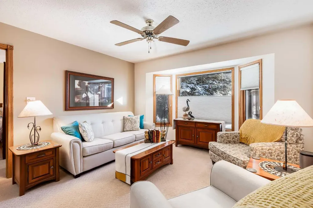 4118 Silverpark Estates Close Olds AB T4H 1B4