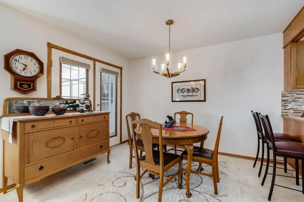 4118 Silverpark Estates Close Olds AB T4H 1B4