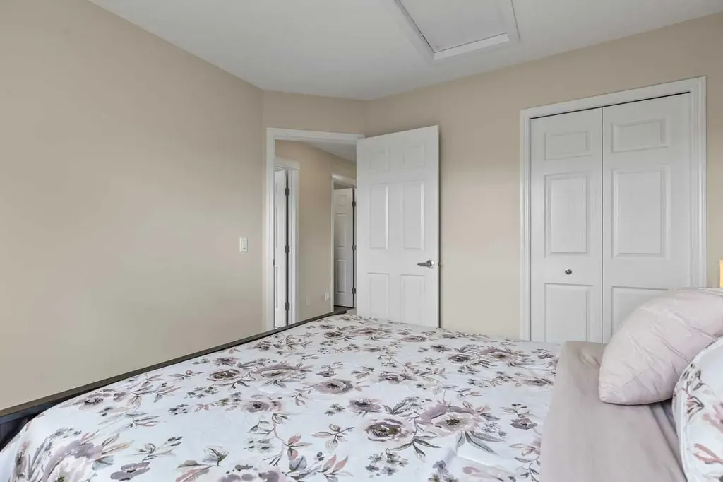 145 Heartland Way Cochrane AB T4C 0M5