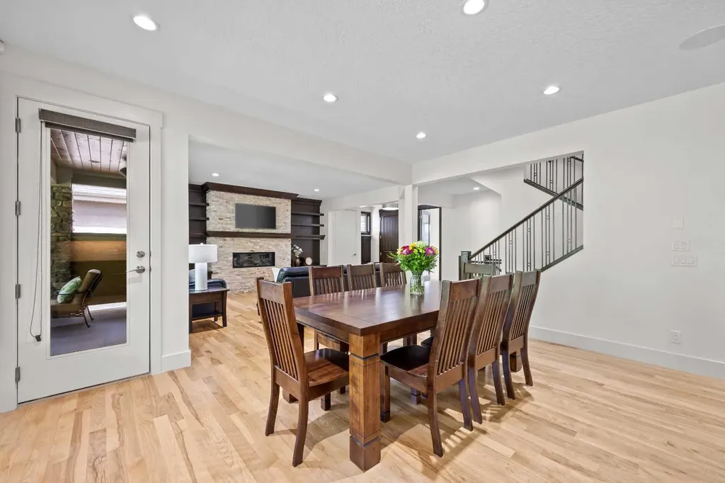 89 Evergreen Mount SW Calgary AB T2Y 3T9