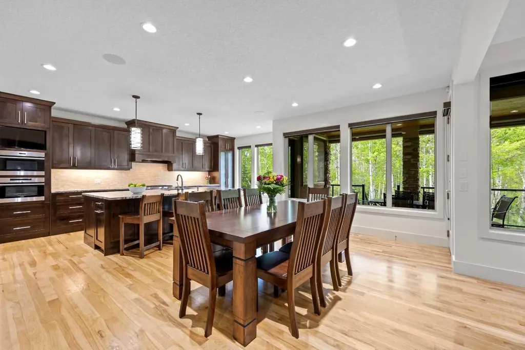 89 Evergreen Mount SW Calgary AB T2Y 3T9