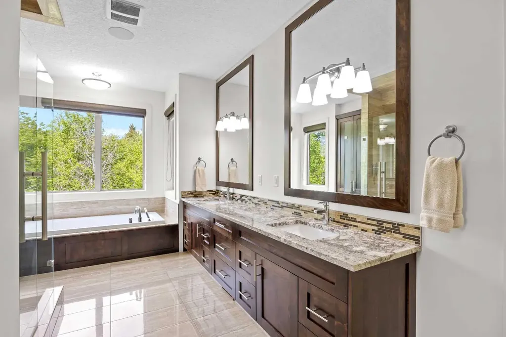 89 Evergreen Mount SW Calgary AB T2Y 3T9