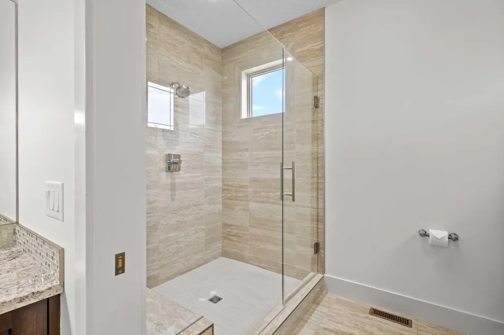 89 Evergreen Mount SW Calgary AB T2Y 3T9