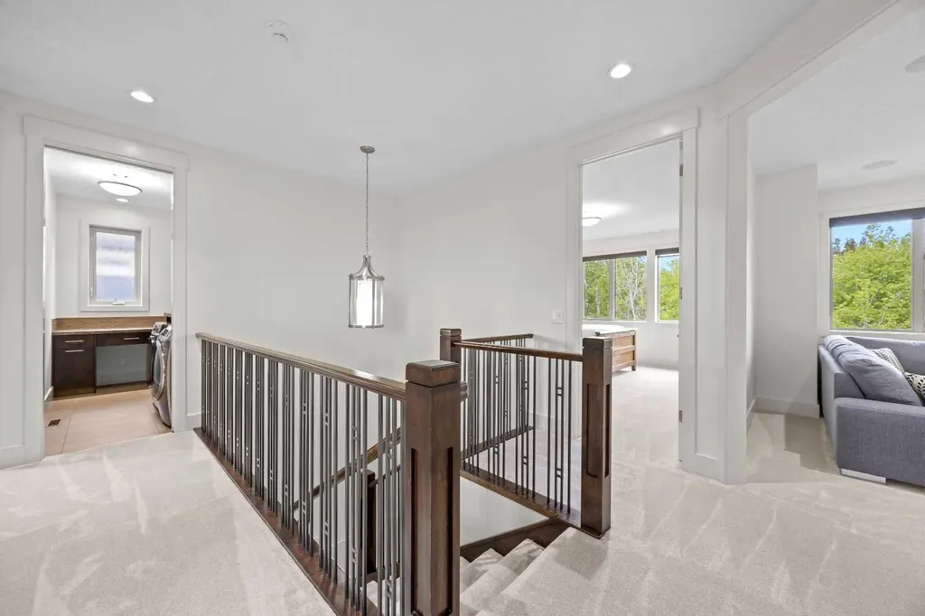 89 Evergreen Mount SW Calgary AB T2Y 3T9