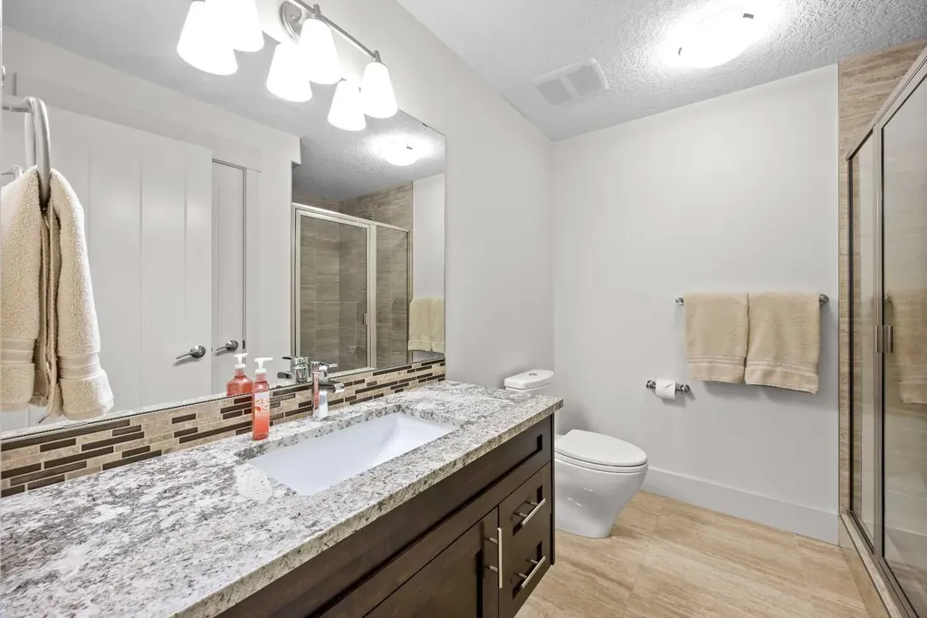 89 Evergreen Mount SW Calgary AB T2Y 3T9