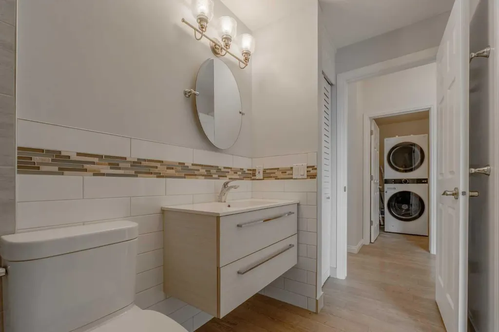 923 15 Avenue SW Calgary AB T2R 0S2
