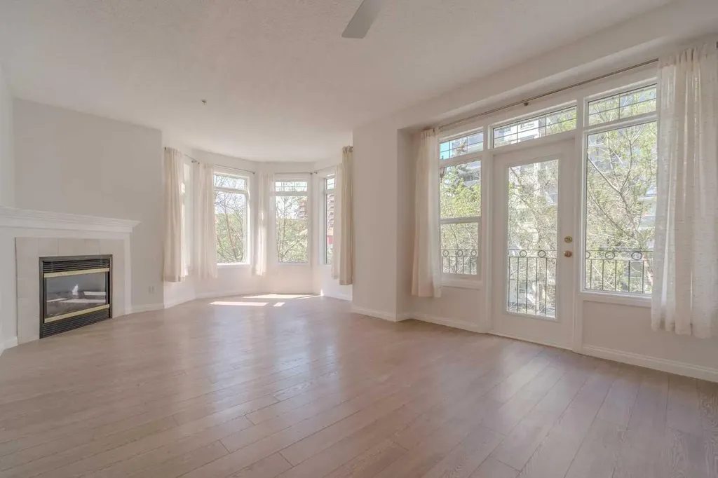 923 15 Avenue SW Calgary AB T2R 0S2
