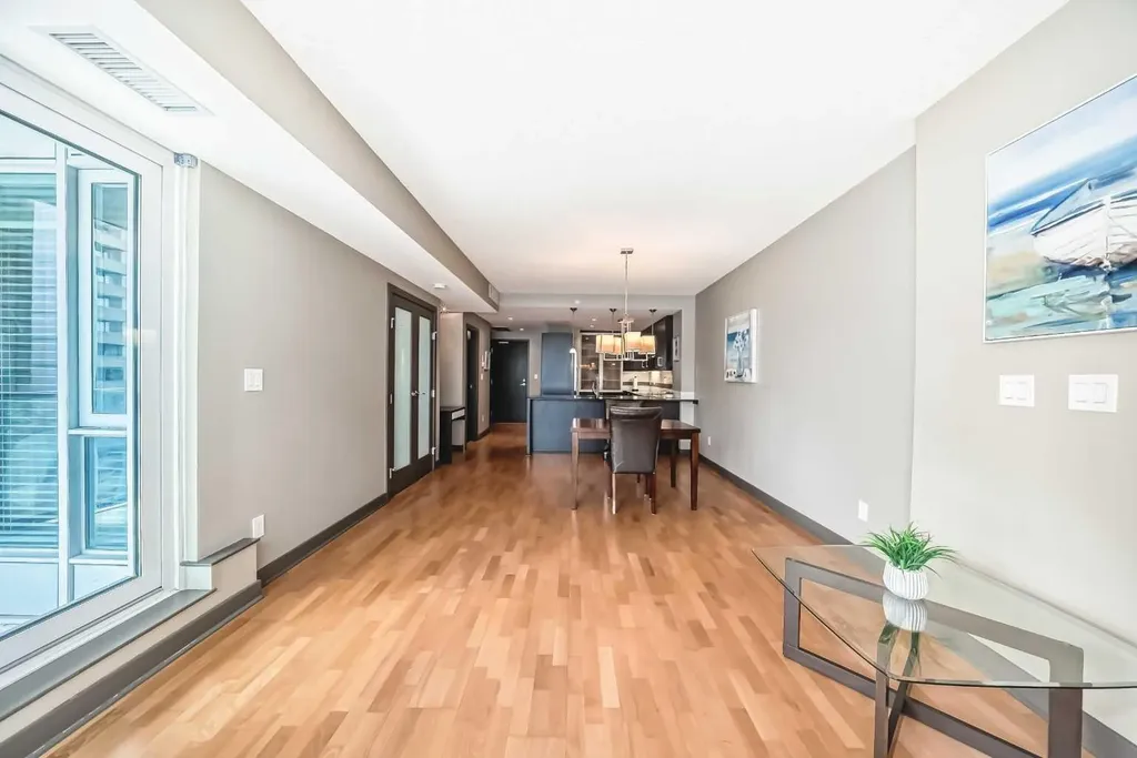 888 4 Avenue SW Calgary AB T2P 0V2