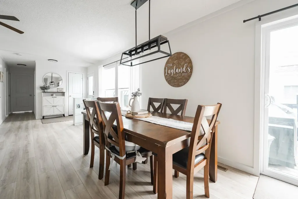 280 Caouette Crescent Fort Mcmurray AB T9K 2H9