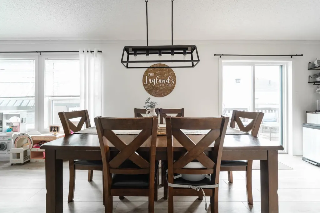 280 Caouette Crescent Fort Mcmurray AB T9K 2H9