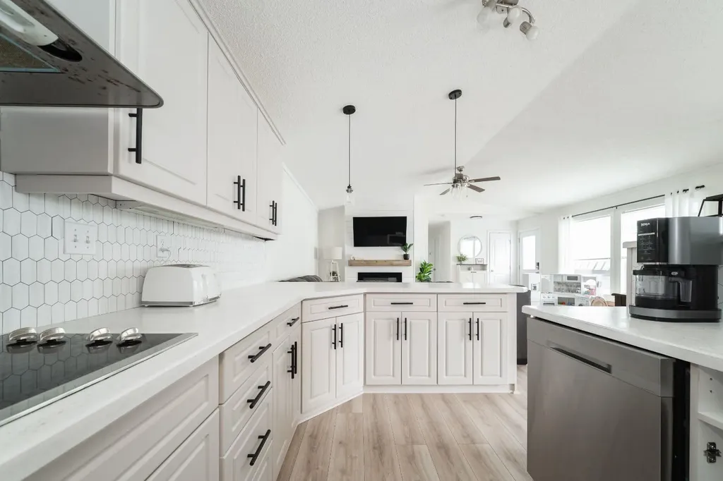 280 Caouette Crescent Fort Mcmurray AB T9K 2H9