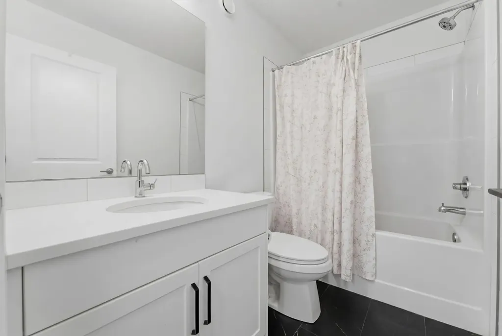 154 South Shore Court Chestermere AB T1X0B4