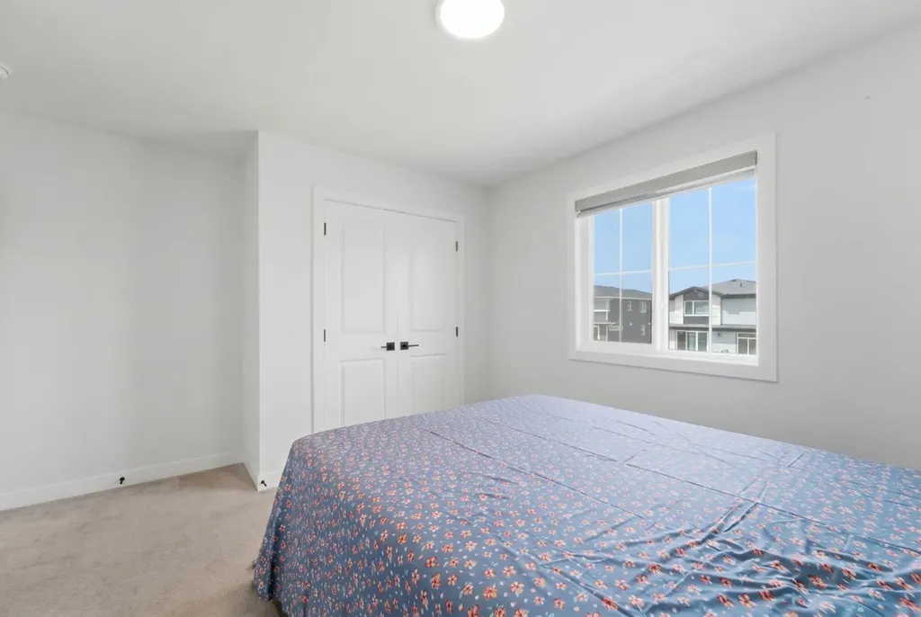 154 South Shore Court Chestermere AB T1X0B4
