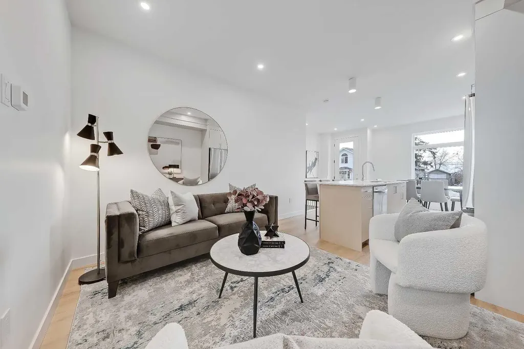 3550 45 Street SW Calgary AB T3E 3V2
