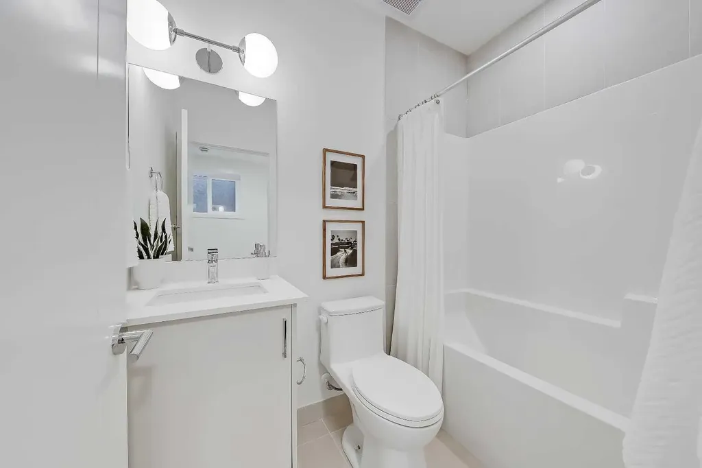 3550 45 Street SW Calgary AB T3E 3V2