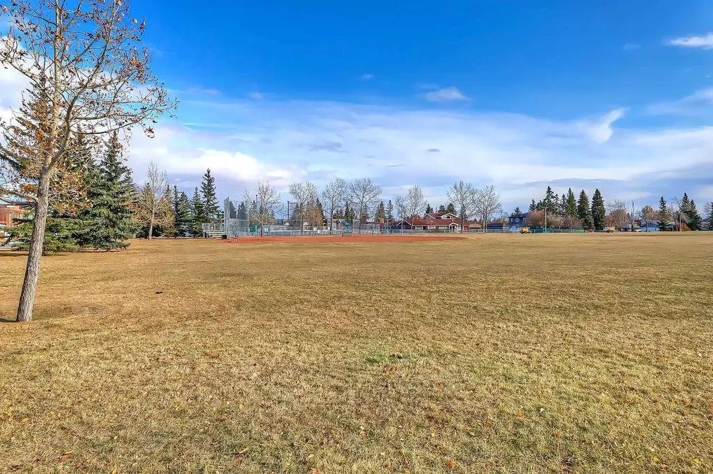 3550 45 Street SW Calgary AB T3E 3V2
