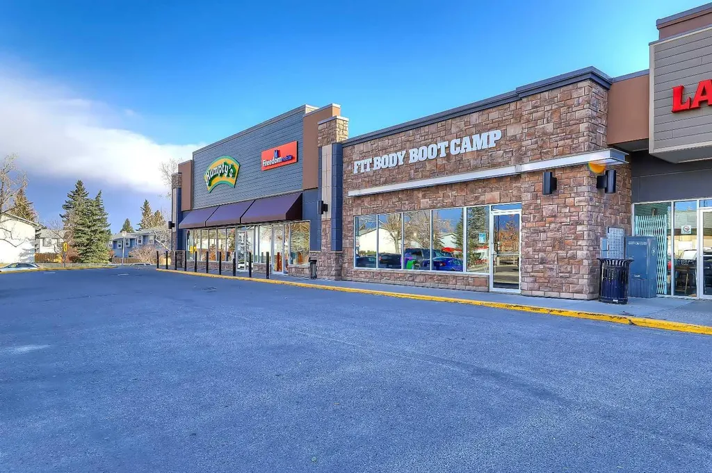 3550 45 Street SW Calgary AB T3E 3V2