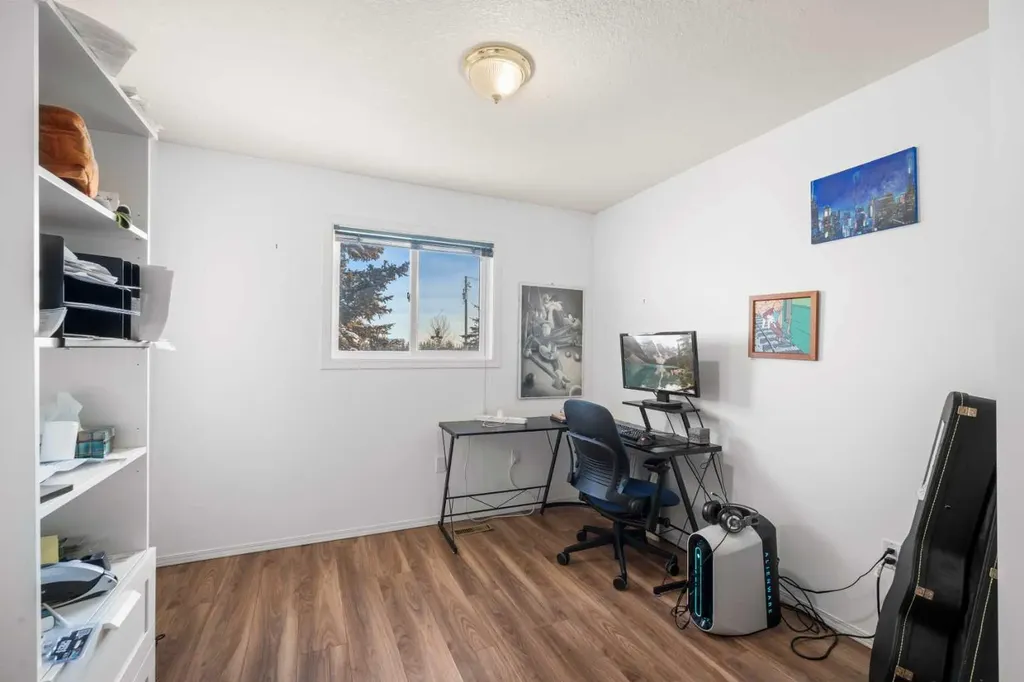 243066 Range Road 281 Rural Rocky View County AB T3L 0K4